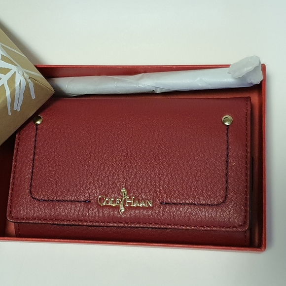Cole Haan Tech Snap Wallet Red / Black NWT - Picture 9 of 15